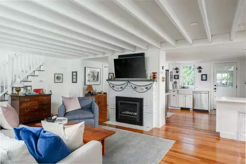 126 Downer Ave, Hingham, MA 02043 photo 9