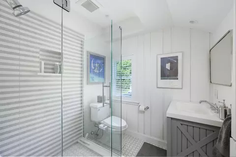 126 Downer Ave, Hingham, MA 02043 photo 24