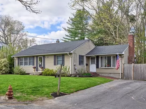 123 Westborough St, Worcester, MA 01604
