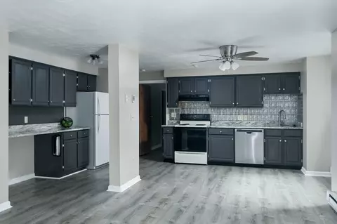 11 Hulbert Rd #16, Worcester, MA 01603