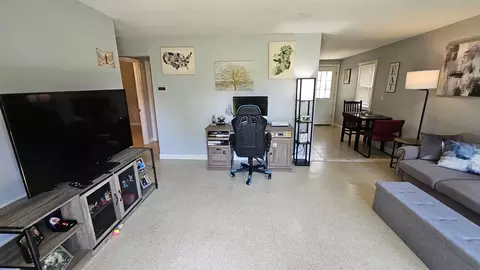 45 Wallace St, Springfield, MA 01119 photo 8