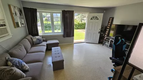 45 Wallace St, Springfield, MA 01119 photo 10