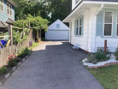 19 Eton St, Springfield, MA 01108 photo 35