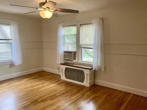19 Eton St, Springfield, MA 01108 photo 15