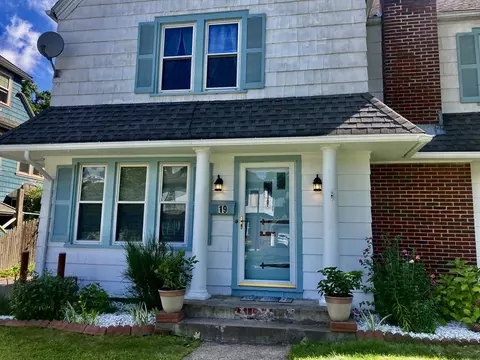 19 Eton St, Springfield, MA 01108 photo 4