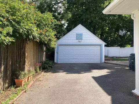 19 Eton St, Springfield, MA 01108 photo 37