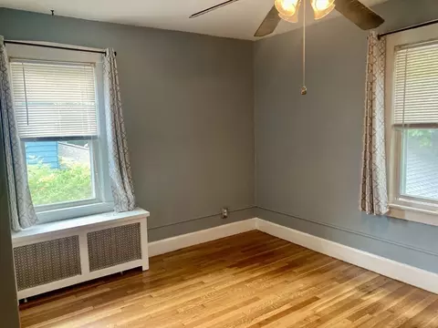 19 Eton St, Springfield, MA 01108 photo 17