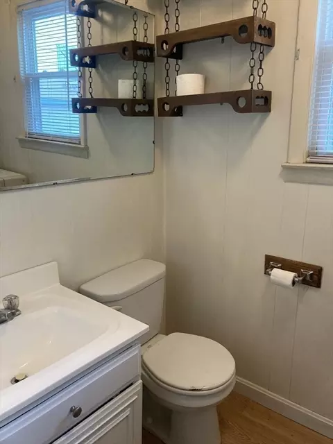 19 Eton St, Springfield, MA 01108 photo 23
