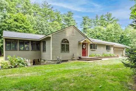 773 Great Rd, Stow, MA 01775