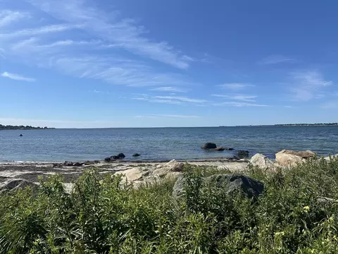 View/Area - 41 Point St, Fairhaven, MA 02719 photo 1 of 1