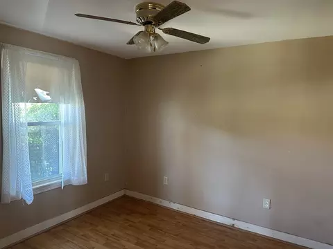 Bedroom - 41 Point St, Fairhaven, MA 02719 photo 2 of 2
