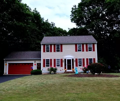 178 Copley Dr, Taunton, MA 02780