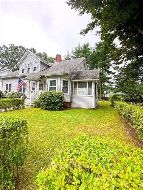 83 Virginia St, Springfield, MA 01108 photo 2