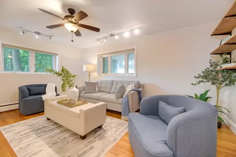 82 Munroe St #1, Somerville, MA 02143