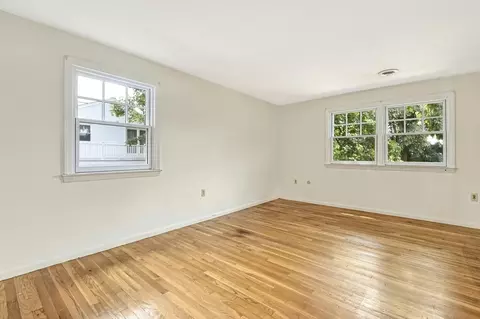 7 Kent Sq, Brookline, MA 02446 photo 17
