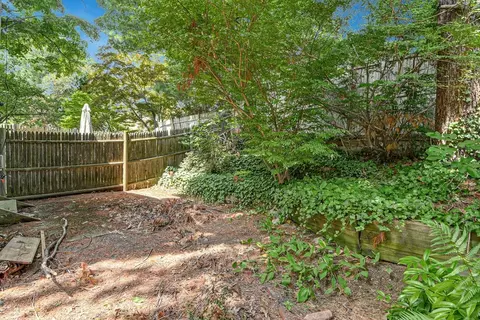 7 Kent Sq, Brookline, MA 02446 photo 22