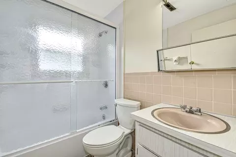 7 Kent Sq, Brookline, MA 02446 photo 15