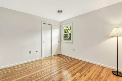 7 Kent Sq, Brookline, MA 02446 photo 14