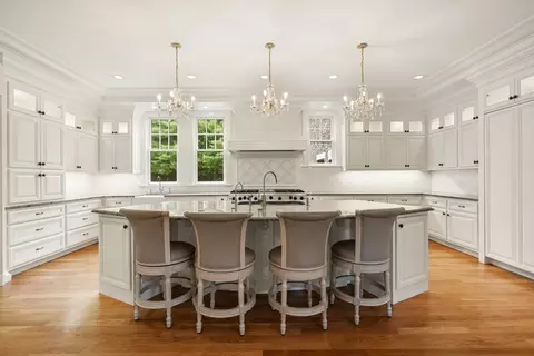 Kitchen - 10 Wilsons Way, Dover, MA 02030 photo 1 of 3