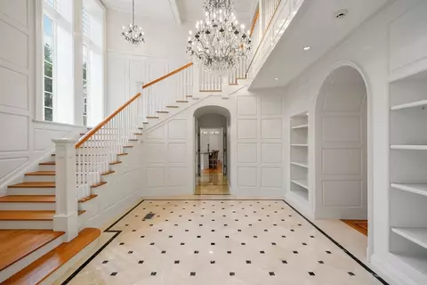 Entry Way - 10 Wilsons Way, Dover, MA 02030 photo 2 of 6