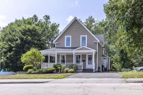 137 Lovell St #A, Worcester, MA 01603