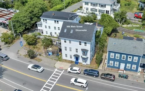 366368 R Main St, Gloucester, MA 01930