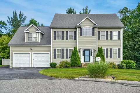 8 Selma Cir, Milford, MA 01757