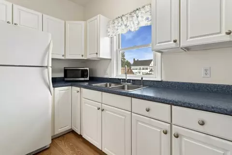 37 High St #2C, Danvers, MA 01923 photo 8
