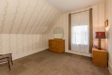 2 Chapel St, Gardner, MA 01440 photo 16