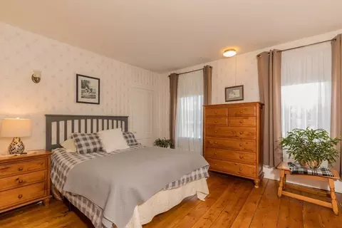 2 Chapel St, Gardner, MA 01440 photo 12