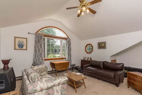 2 Chapel St, Gardner, MA 01440 photo 17