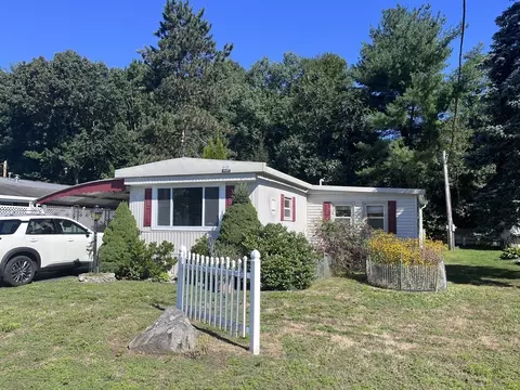 281 Chauncy Walker Dr #237, Belchertown, MA 01007