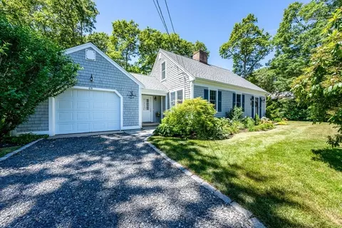 65 Deerfield Rd, Barnstable, MA 02655