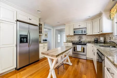 65 Deerfield Rd, Barnstable, MA 02655 photo 6