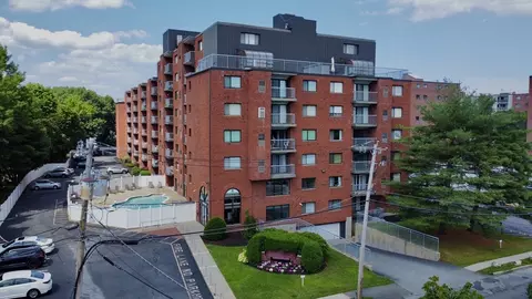 8 Ninth St #309, Medford, MA 02155
