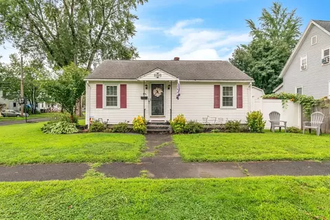 18 2 Malone Ave # -1, Westfield, MA 01085