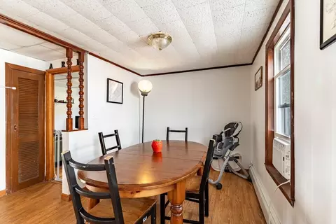Dining - 5 Oak St, Gloucester, MA 01930 photo 2 of 3