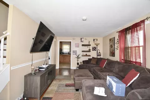 Living - 57-66 E Bay Path Ter, Springfield, MA 01109 photo 4 of 4