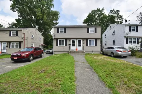 Exterior - 57-66 E Bay Path Ter, Springfield, MA 01109 photo 3 of 12