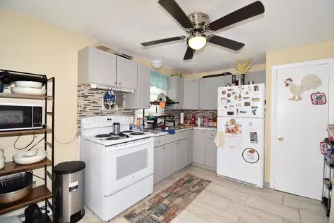 Kitchen - 57-66 E Bay Path Ter, Springfield, MA 01109 photo 5 of 6