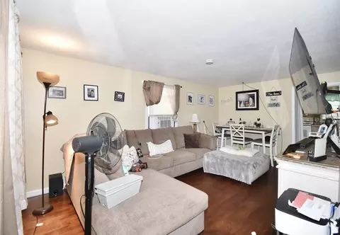 Living - 57-66 E Bay Path Ter, Springfield, MA 01109 photo 3 of 4