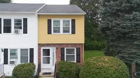 13 Mountainshire Dr #13, Worcester, MA 01606