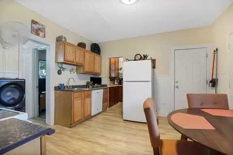 1614 Dwight St, Springfield, MA 01107 photo 28