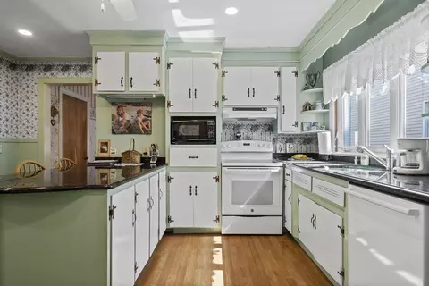 187 Nichols St, Everett, MA 02149 photo 18
