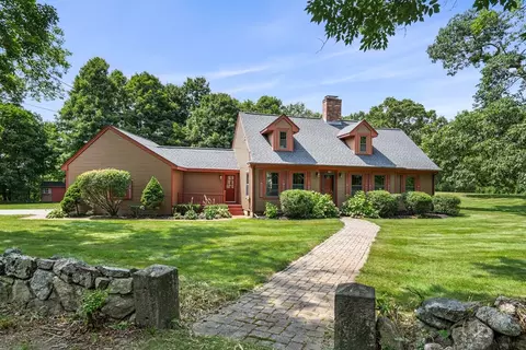 135 Stevens St, North Andover, MA 01845
