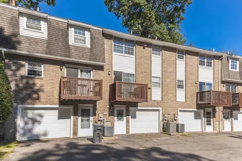 72 Morgan Dr #72, Haverhill, MA 01832