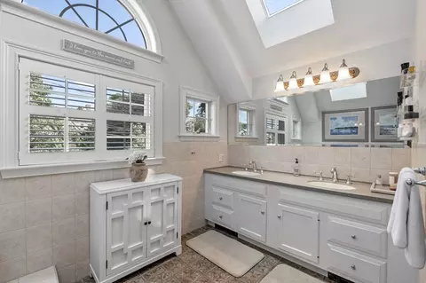 9 Gallison Ave, Marblehead, MA 01945 photo 21