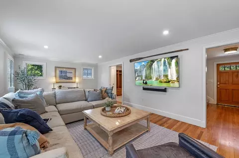 9 Gallison Ave, Marblehead, MA 01945 photo 8