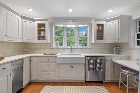 9 Gallison Ave, Marblehead, MA 01945 photo 15