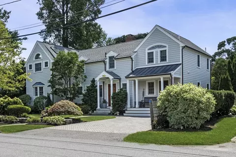 9 Gallison Ave, Marblehead, MA 01945